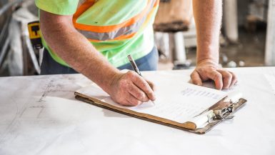 ¿Cuáles son las sanciones por incumplir el control de trabajadores?